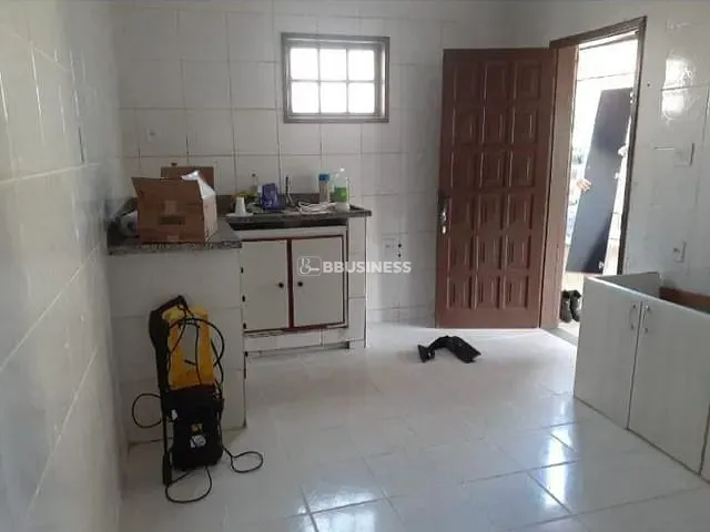Casa com 390m² 2 quartos e 1 banheiro, à venda, no bairro Parque Jóquei Club em Campos dos Goytacazes
