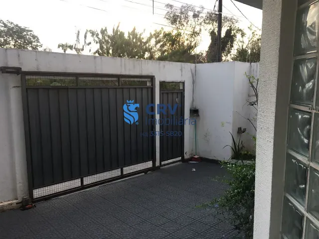 Casa com 250m² 3 quartos e 3 banheiros, à venda, no bairro Jardim Nápoles em Londrina