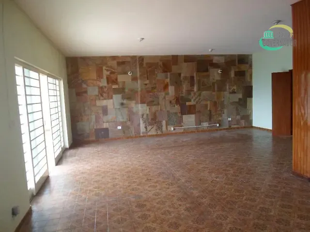 Casa com 720m² 4 quartos e 2 banheiros, à venda, no bairro Jardim Aparecida em Campinas