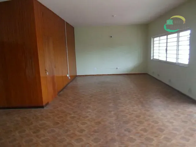 Casa com 720m² 4 quartos e 2 banheiros, à venda, no bairro Jardim Aparecida em Campinas