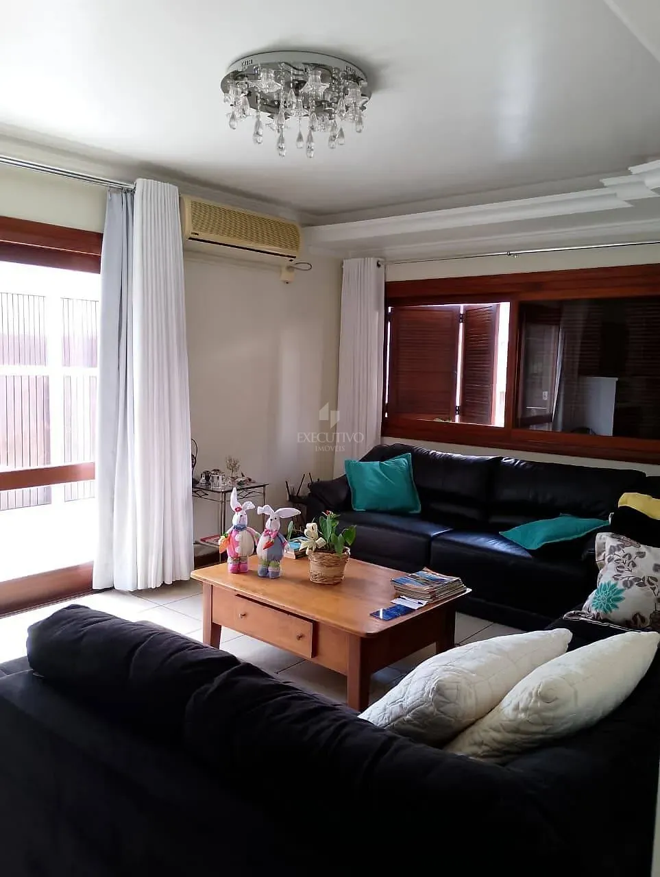 Casa, 3 quartos, 237 m² - Foto 2