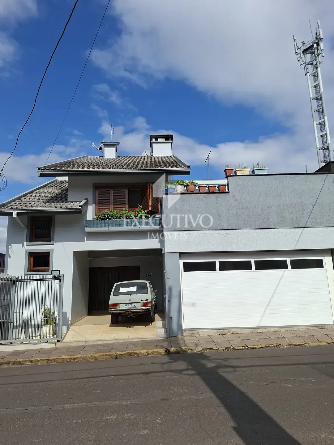 Casa, 3 quartos, 237 m² - Foto 1
