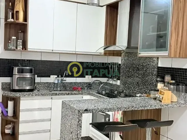 Casa 3 quartos e 2 banheiros, à venda, no bairro Jardim Acapulco em Londrina