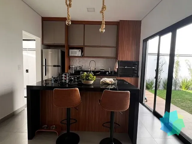 Casa com 230m² 3 quartos e 3 banheiros, à venda, no bairro Parque Imperial em Salto
