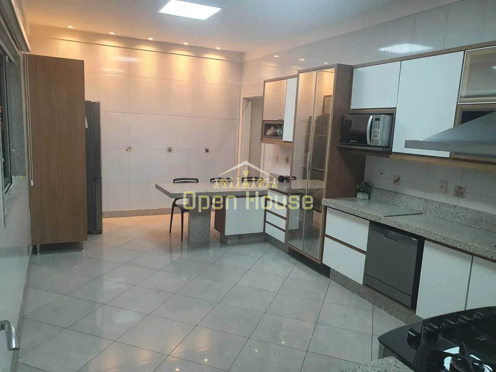 Casa, 3 quartos, 282 m² - Foto 31