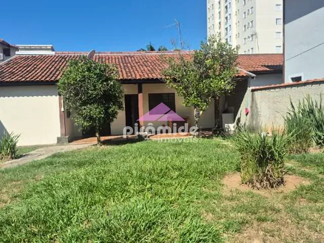 Casa com 250m² 1 quarto e 1 banheiro, para alugar, no bairro Urbanova em Praça Doutor Adelmo de Oliveira