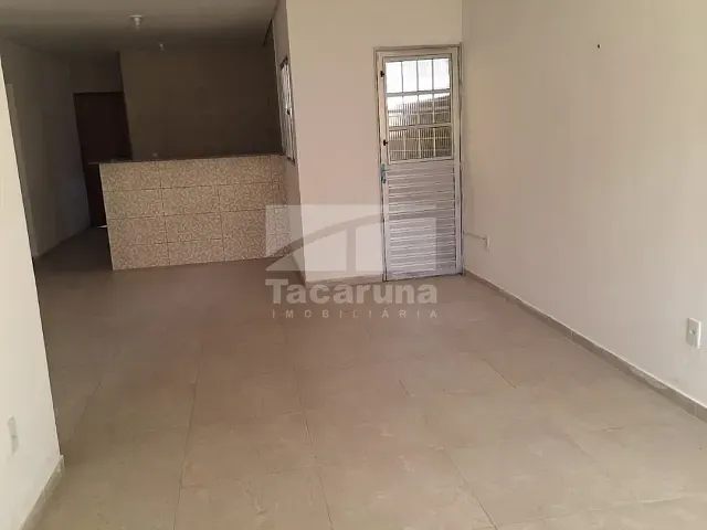 Casa 3 quartos e 1 banheiro, para alugar, no bairro Cordeiro em Recife