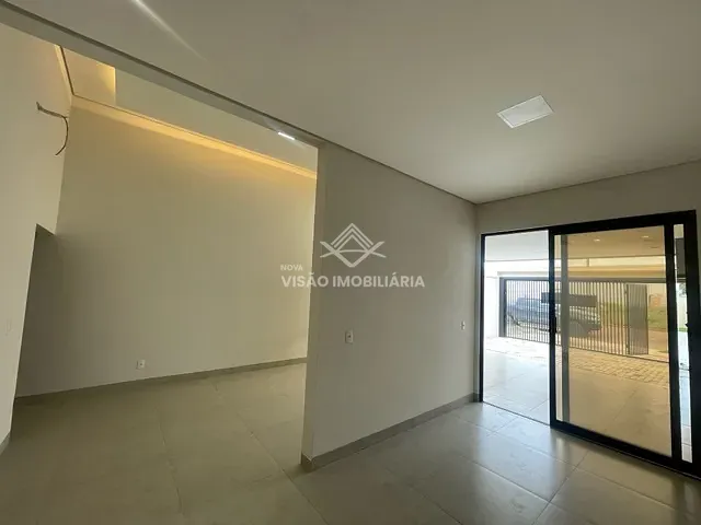 Casa 3 quartos e 1 banheiro, à venda, no bairro Jardim Iporã em Sinop