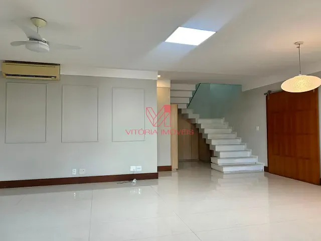 Casa com 243m² 4 quartos e 4 banheiros, para alugar, no bairro Boa Vista em Vitória