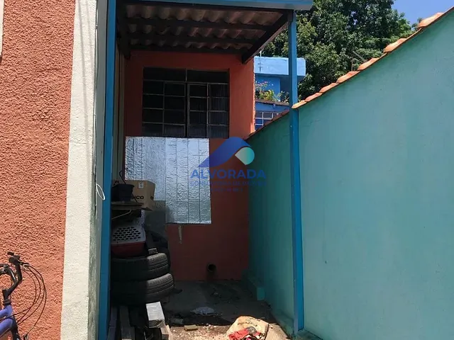 Casa com 312m² 7 quartos e 3 banheiros, à venda, no bairro Vila São Benedito em São José dos Campos