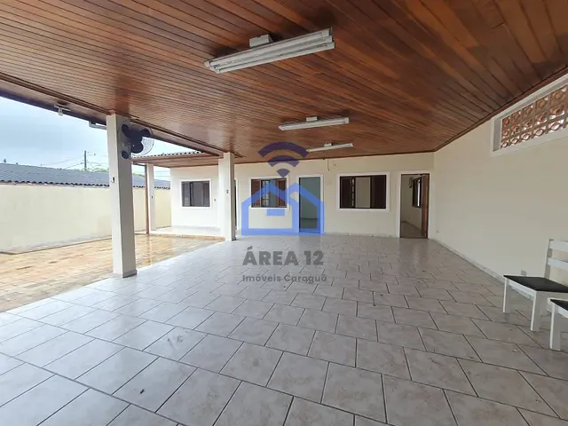 Casa com 420m² 3 quartos e 5 banheiros, à venda, no bairro Sumaré em Caraguatatuba