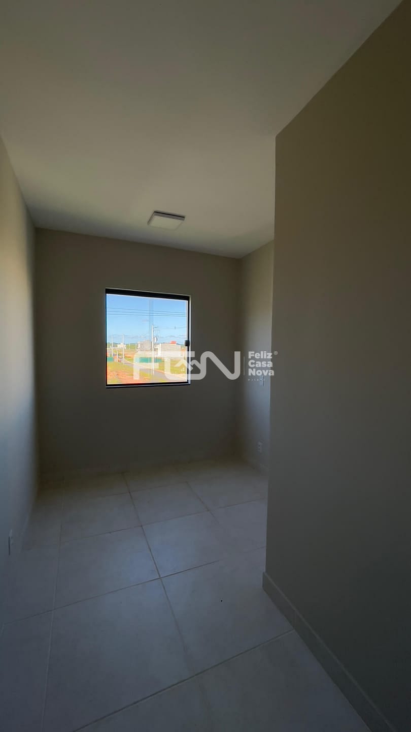 Casa à venda com 4 quartos, 82m² - Foto 14