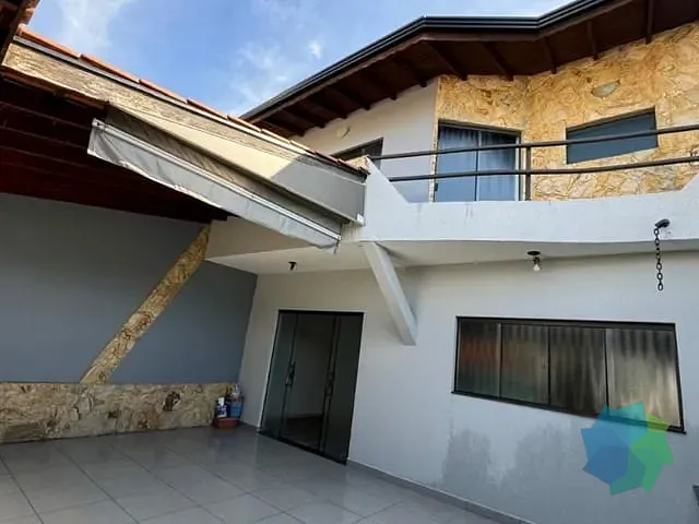 Casa com 132m² 3 quartos e 2 banheiros, à venda, no bairro Jardim Santa Marta em Salto