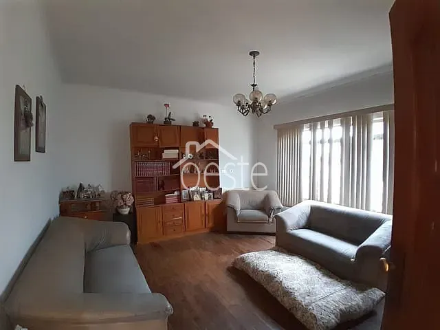 Casa com 250m² 3 quartos e 2 banheiros, à venda, no bairro Vila Boldrin em Santa Bárbara D'Oeste