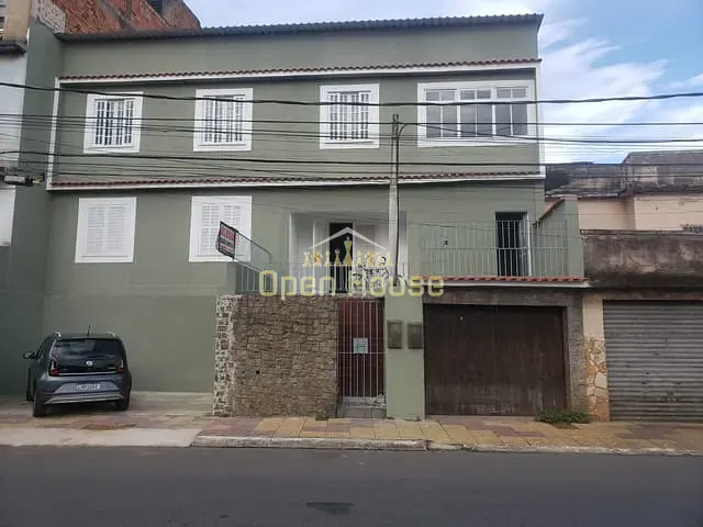 Casa à venda, no bairro Niterói em Volta Redonda