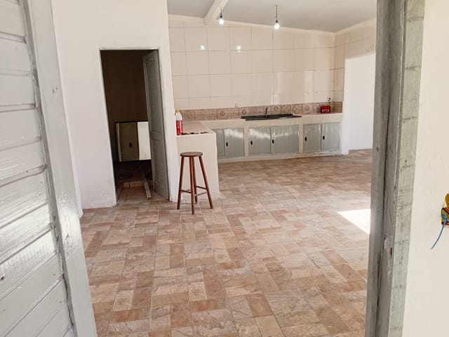 Casa com 230m² 3 quartos e 2 banheiros, à venda, no bairro Três Vendas em Pelotas
