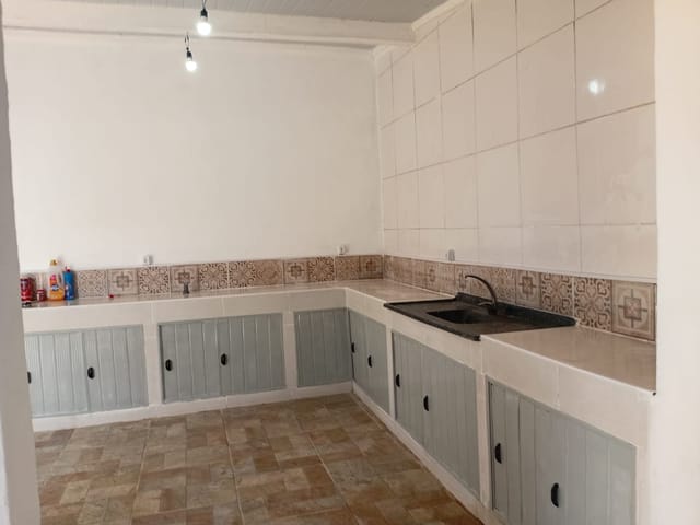 Casa com 230m² 3 quartos e 2 banheiros, à venda, no bairro Três Vendas em Pelotas