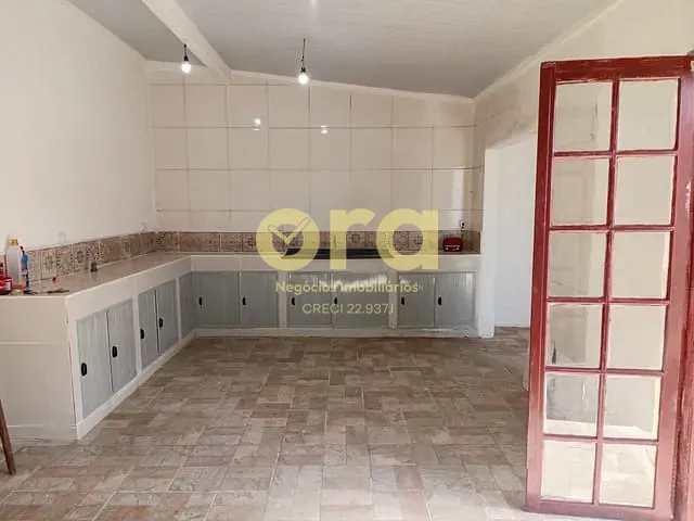 Casa com 230m² 3 quartos e 2 banheiros, à venda, no bairro Três Vendas em Pelotas