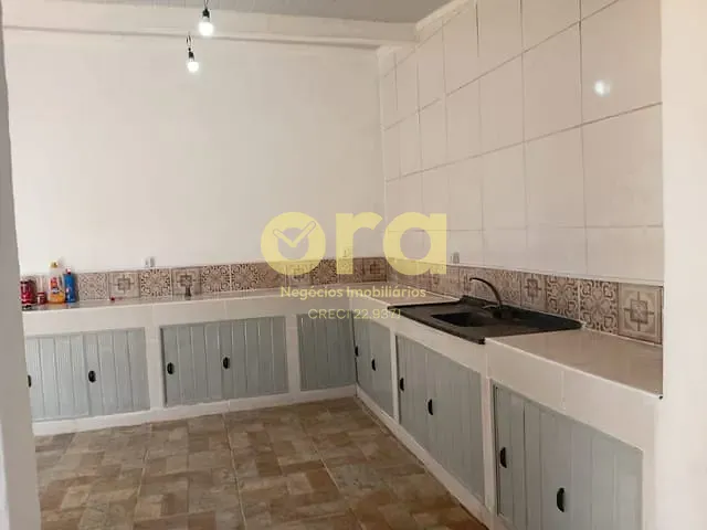 Casa com 230m² 3 quartos e 2 banheiros, à venda, no bairro Três Vendas em Pelotas