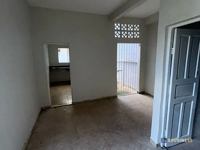 Casa com 231m² 3 quartos e 2 banheiros, à venda, no bairro IPS em Campos dos Goytacazes