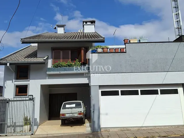 Casa com 237m², para alugar, no bairro Centro em Arroio do Meio