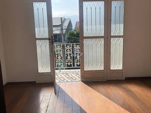 Casa com 137m² 3 quartos e 3 banheiros, à venda, no bairro Bangu em Rio de Janeiro