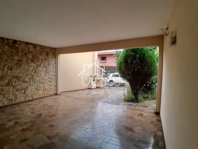 Casa com 360m² 3 quartos e 3 banheiros, à venda, no bairro Vila Mac Knight em Santa Bárbara D'Oeste