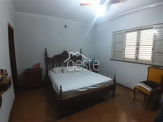 Casa com 360m² 3 quartos e 3 banheiros, à venda, no bairro Vila Mac Knight em Santa Bárbara D'Oeste