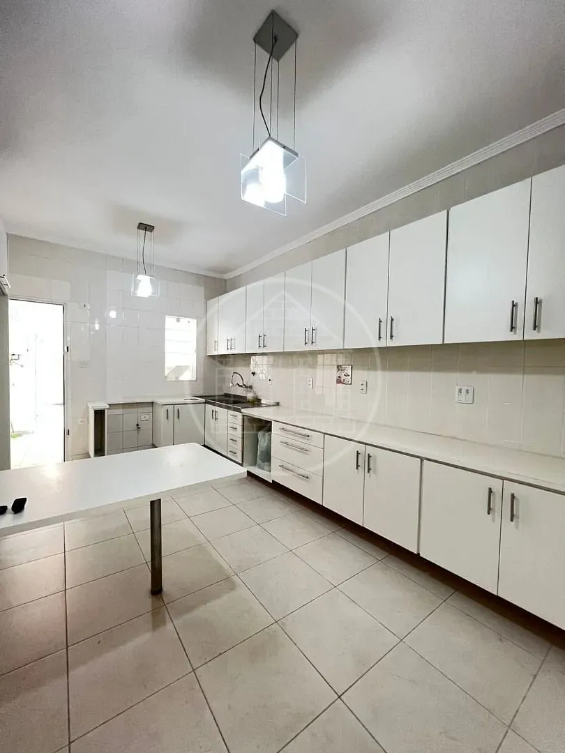 Casa, 3 quartos, 180 m² - Foto 4