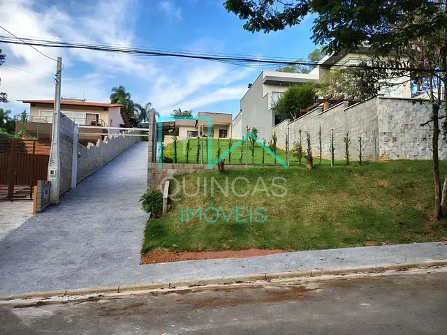 Casa com 650m² 3 quartos e 3 banheiros, à venda, no bairro Chácara Morada Mediterrânea em Jundiaí