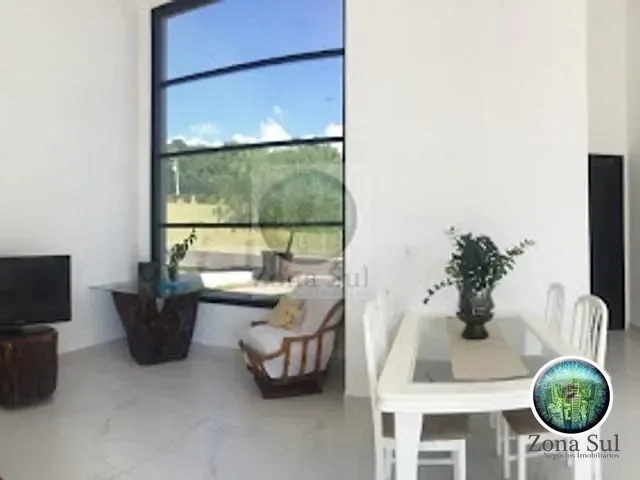 Casa com 298m² 4 quartos e 6 banheiros, à venda, no bairro Alphaville em Votorantim