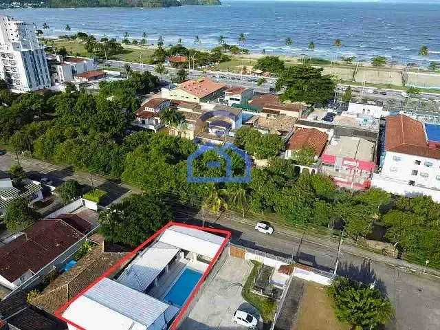 Casa com 403m² 5 quartos e 3 banheiros, à venda, no bairro Jardim Primavera em Caraguatatuba