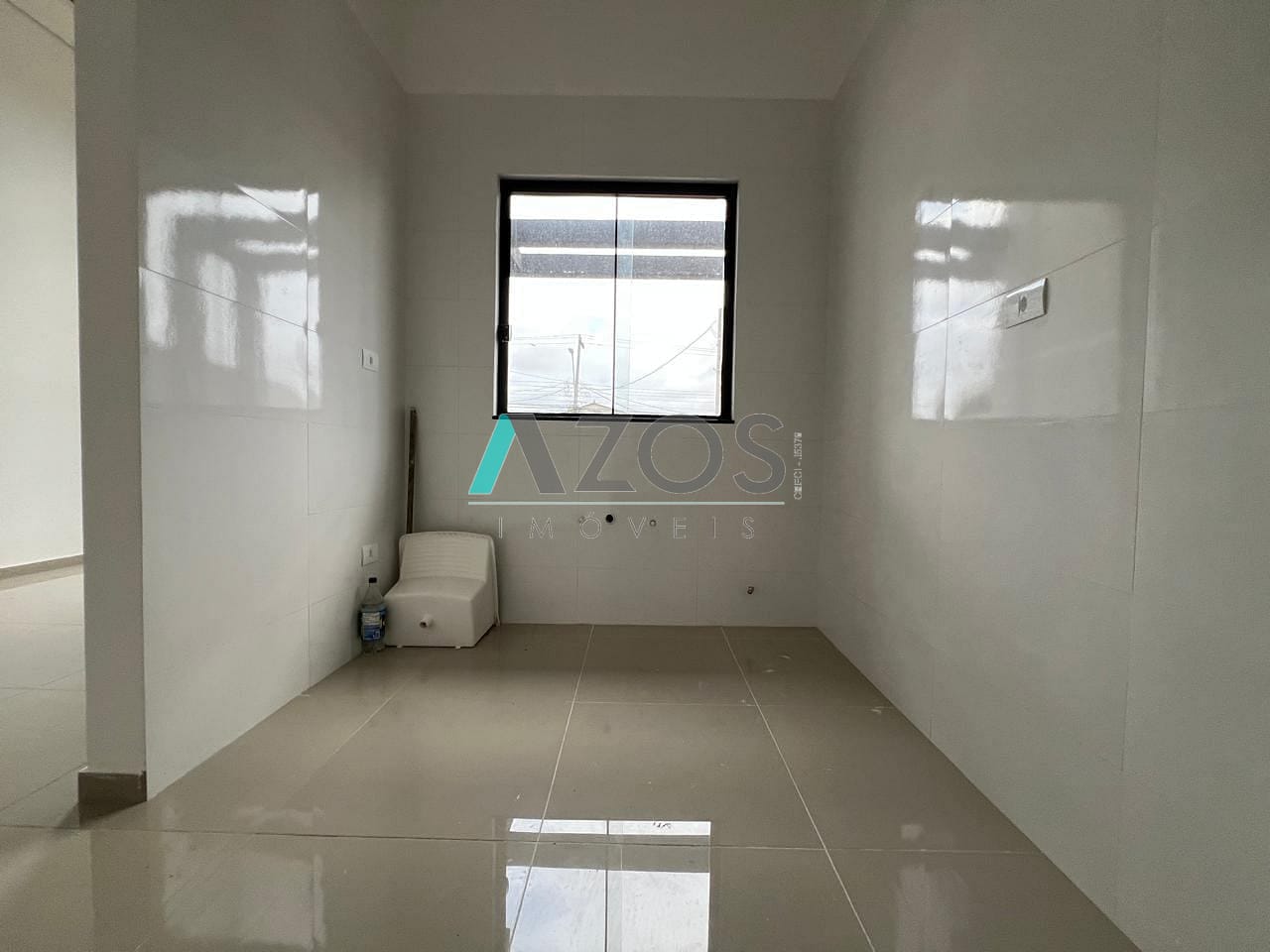 Casa à venda com 3 quartos, 60m² - Foto 10