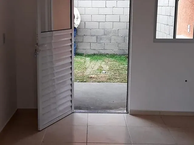 Casa com 213m² 3 quartos e 1 banheiro, à venda, no bairro Chapada em Ponta Grossa