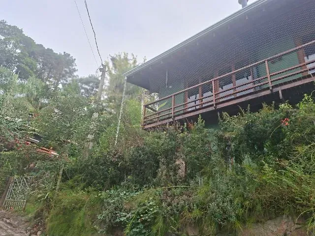 Casa com 32110m² 4 quartos e 3 banheiros, para alugar, no bairro Jardim dos Cambaras em Atibaia