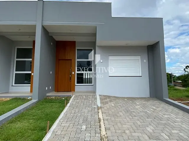 Casa com 88m² 2 quartos e 3 banheiros, à venda, no bairro Carneiros em Lajeado