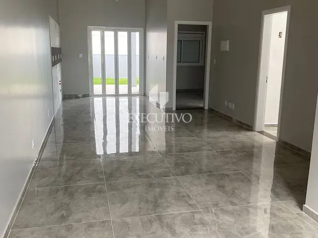 Casa com 88m² 2 quartos e 3 banheiros, para alugar, no bairro Carneiros em Lajeado