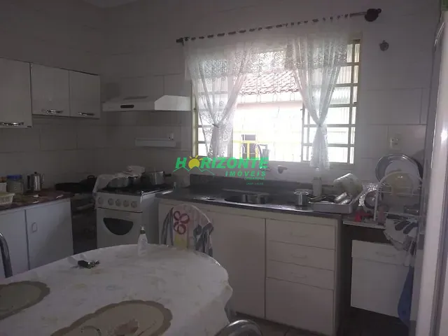 Casa com 250m² 2 quartos e 1 banheiro, à venda, no bairro Jardim Satélite em São José dos Campos