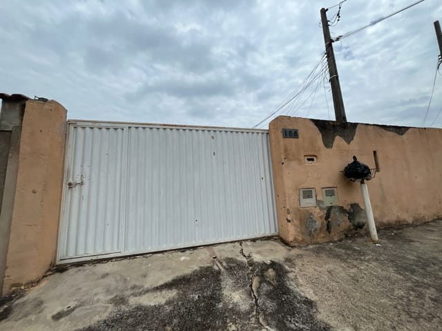 Casa com 250m² 3 quartos e 1 banheiro, para alugar, no bairro Jardim Lisa em Campinas