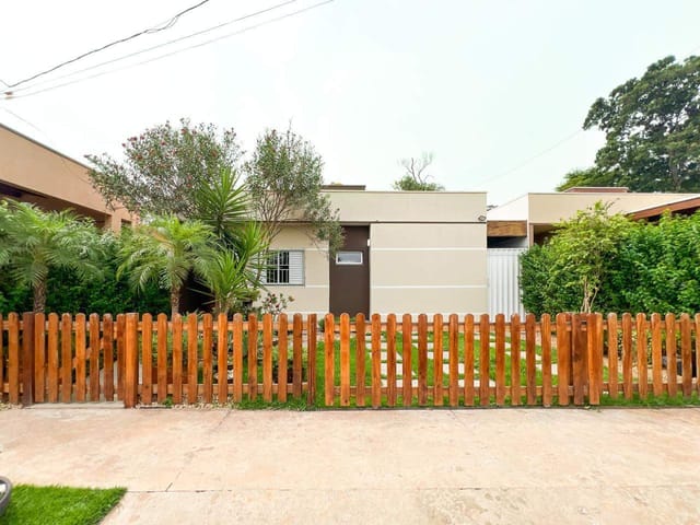 Casa com 180m² 3 quartos e 1 banheiro, à venda, no bairro Reserva Celeste em Sinop