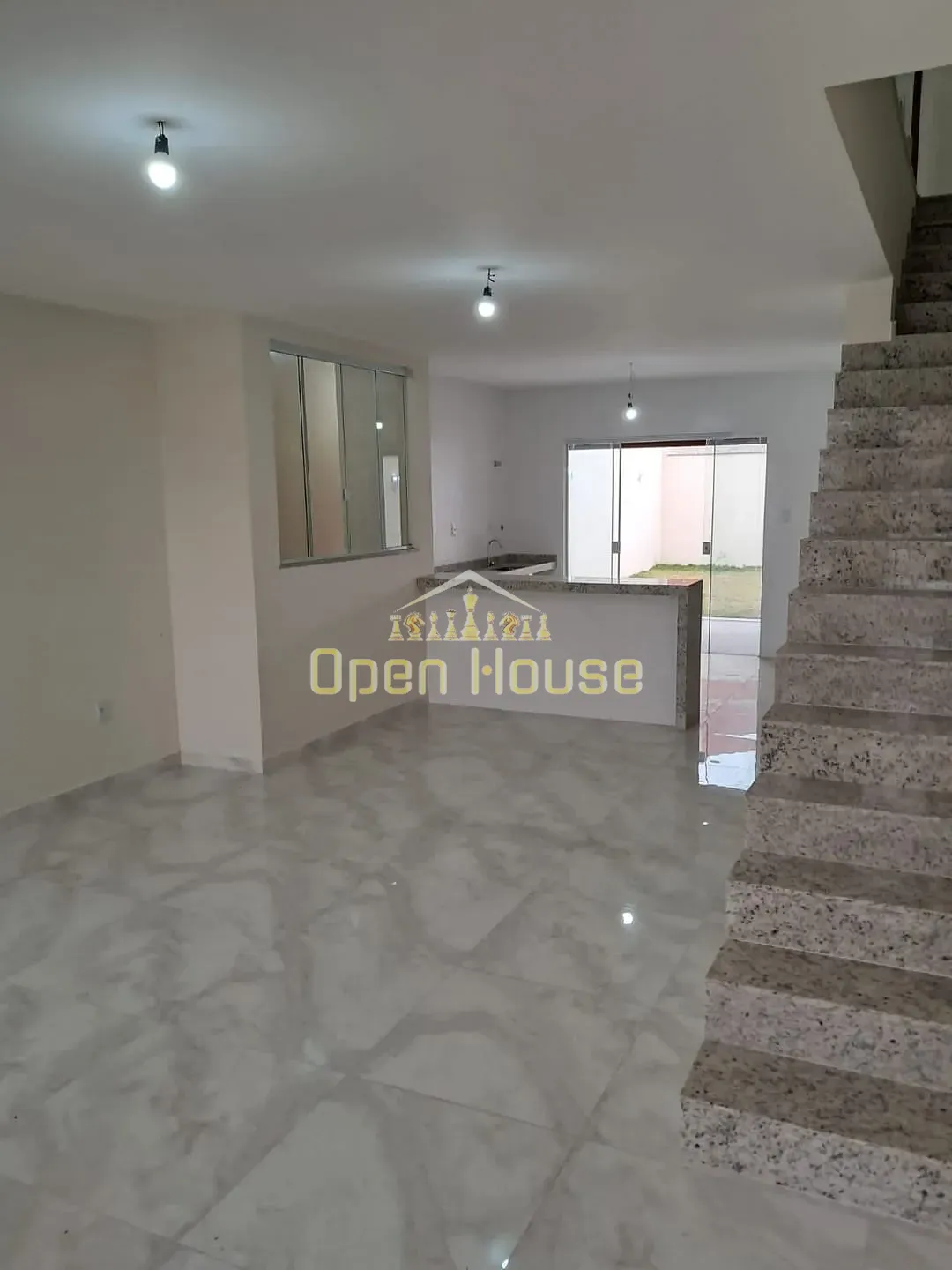 Casa, 3 quartos, 156 m² - Foto 2