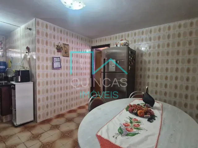 Casa com 250m² 3 quartos e 2 banheiros, à venda, no bairro Parque Residencial Eloy Chaves em Jundiaí