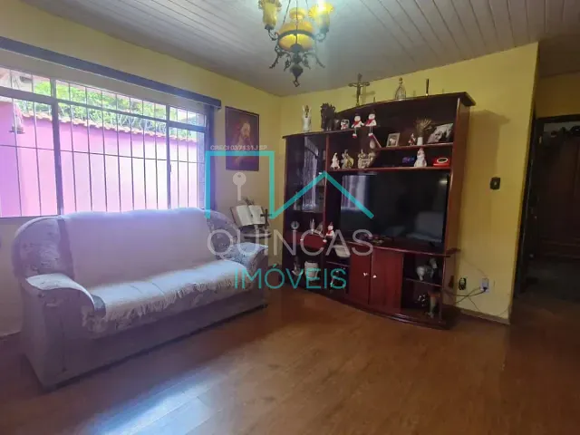 Casa com 250m² 3 quartos e 2 banheiros, à venda, no bairro Parque Residencial Eloy Chaves em Jundiaí