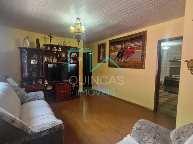 Casa com 250m² 3 quartos e 2 banheiros, à venda, no bairro Parque Residencial Eloy Chaves em Jundiaí