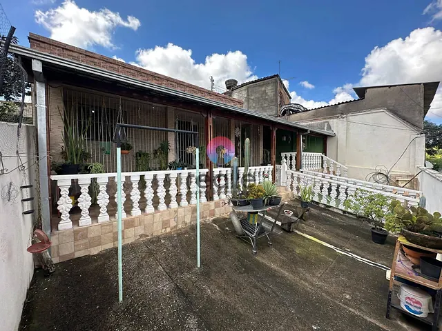 Casa com 336m² 4 quartos e 3 banheiros, à venda, no bairro Jardim São José em Belo Horizonte