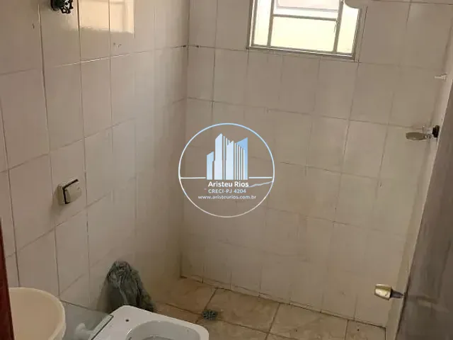 Casa com 250m² 3 quartos e 1 banheiro, à venda, no bairro Jardim Paraíso em Pouso Alegre