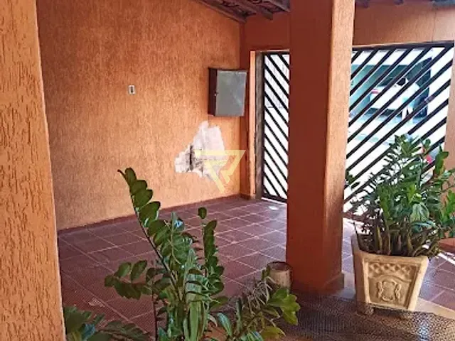 Casa com 252m² 2 quartos e 2 banheiros, à venda, no bairro Ipiranga em Ribeirão Preto