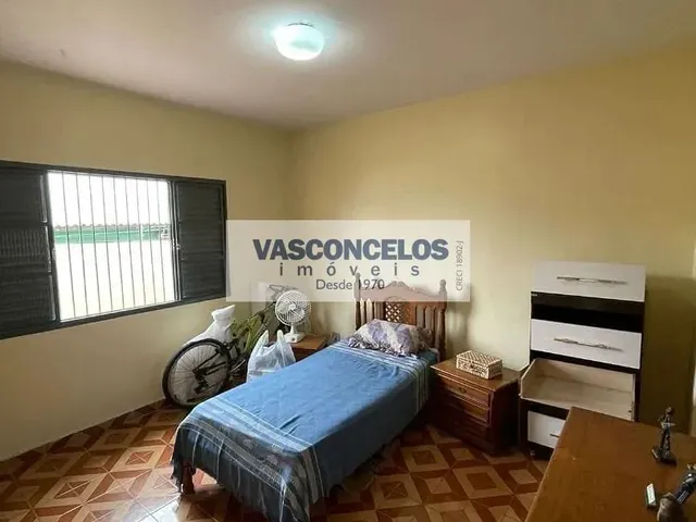 Casa com 288m² 3 quartos e 2 banheiros, à venda, no bairro Monte Castelo em São José Dos Campos