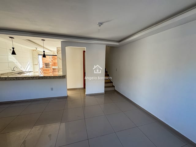 Casa 2 quartos e 3 banheiros, para alugar, no bairro Recanto de Itaipuaçu (Itaipuaçu) em Maricá