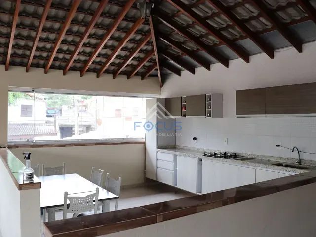 Casa com 300m² 3 quartos e 3 banheiros, à venda, no bairro Parque União em Jundiaí